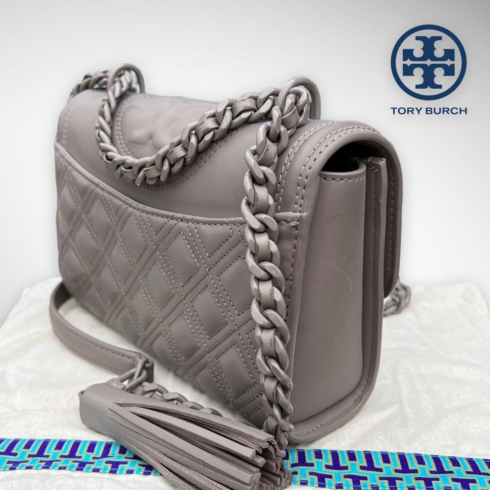 AUTH. Tory Burch Fleming Matte Small Shoulder Bag $498 - Picture 6 of 17